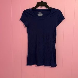 Women’s No Boundaries size small shirt